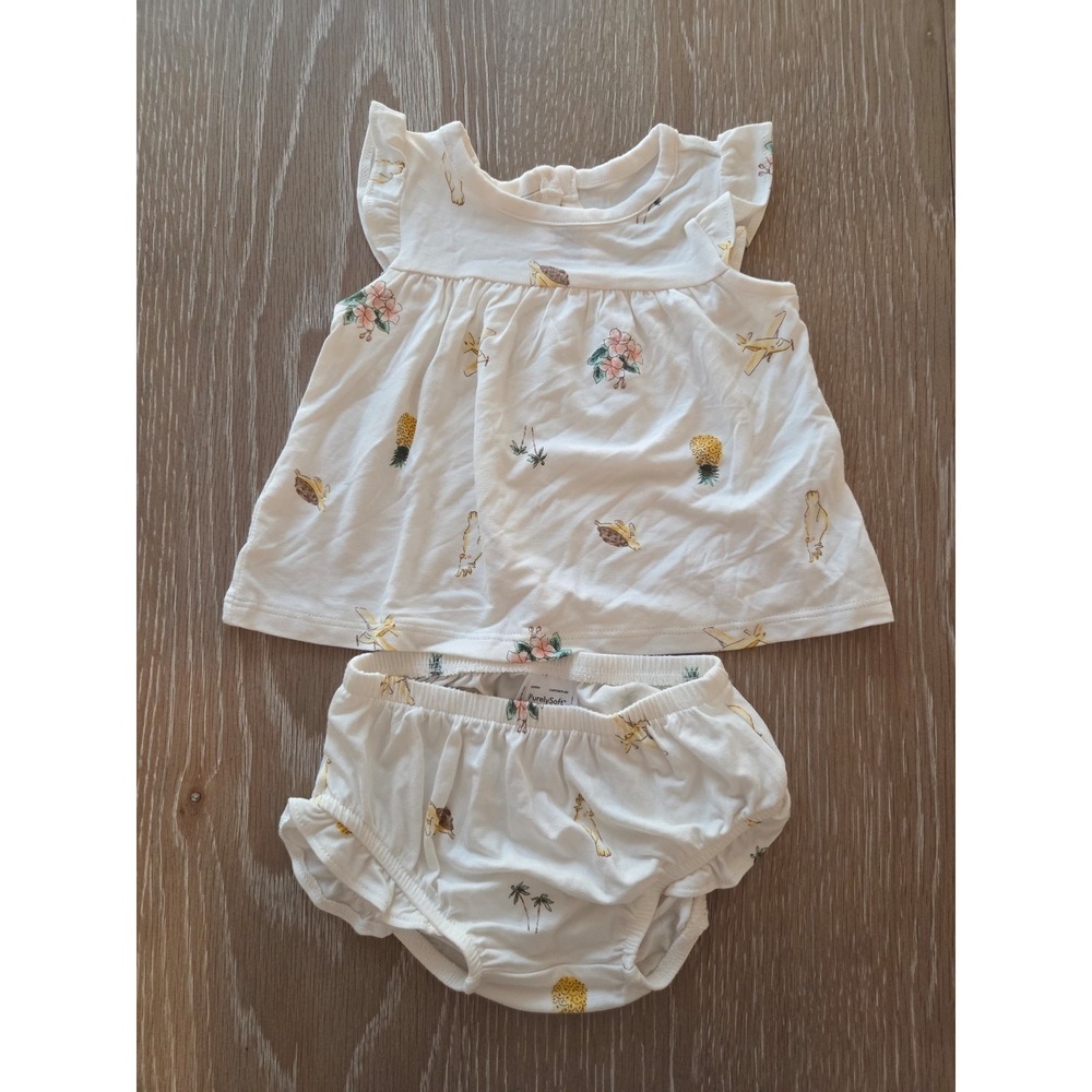 Carter's purely soft baby girl outift 3 mos